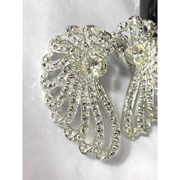 Vintage Sarah Coventry Rhinestone Wing Clip On Earrings - Picture 3 of 7